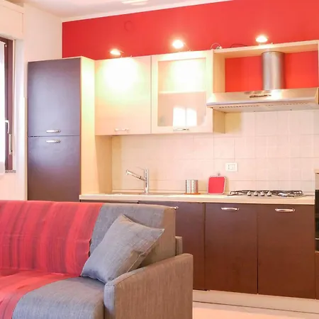 Apartment Caseospitali - Casa I Giardini, Bilocale A Pochi Passi Dal San Raffaele