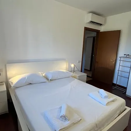 Apartment Guesthost - I Giardini
