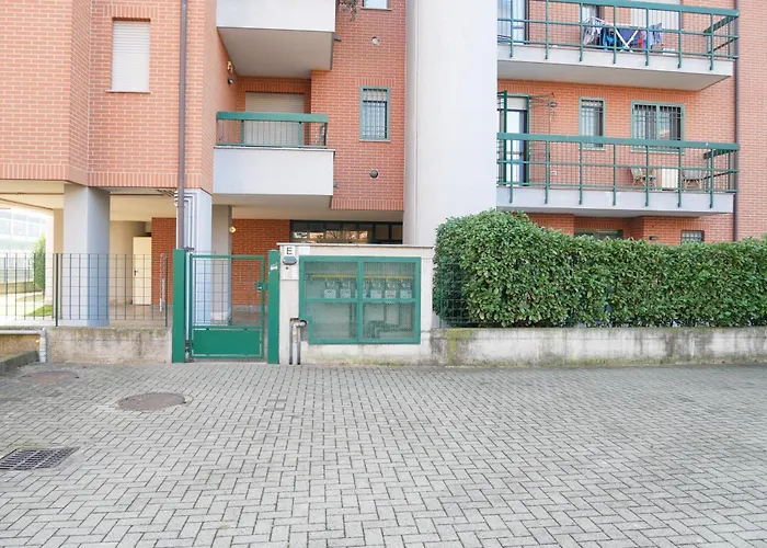 Guesthost - I Giardini Appartement *